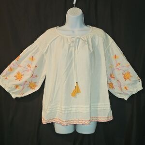 Piper & Scoot Embroidered Top